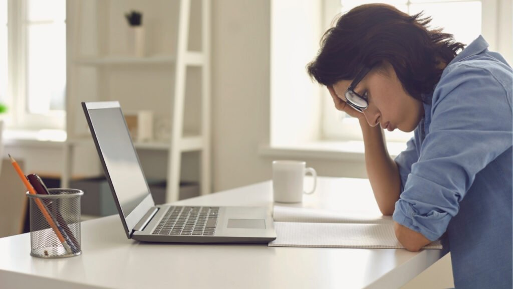 Pain-Points-People-Face-When-Trying-to-make-money-online-in-2025