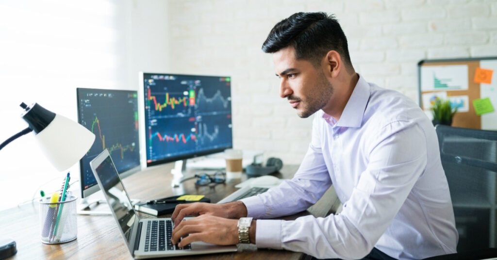 10 Smart Ways to Make Income as a Teenager Online From Home